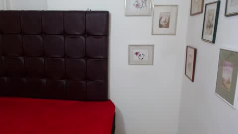 Danna online show from 03/11/25, 06:08