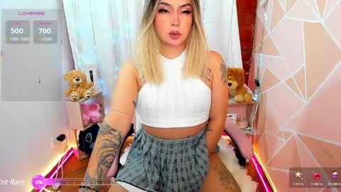 Snapshot of dannia_13 chatting on 03/11/25, 01:48 dannia_13 online show from 03/11/25, 01:48