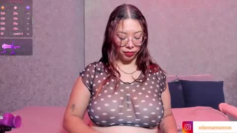 Snapshot of danniamonroee chatting on 09/13/25, 11:32 Danna Monroe online show from 09/13/25, 11:32