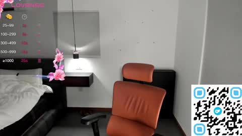 Snapshot of dannidaniels chatting on 12/01/24, 10:53 DANNI DANIELS online show from 12/01/24, 10:53