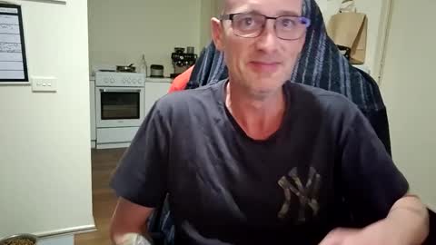 dannozdirekt online show from 12/02/25, 02:23