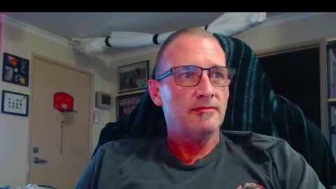 dannozdirekt online show from 05/11/26, 05:43