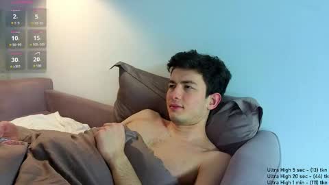 danny__magic online show from 12/14/25, 08:02