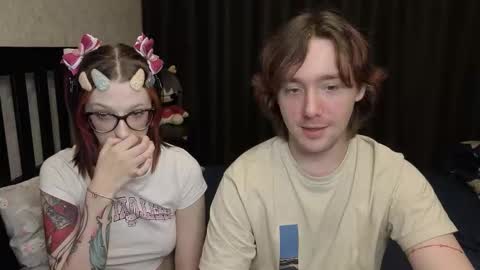 Snapshot of danny_and_ellen chatting on 09/27/25, 06:24 danny and ellen online show from 09/27/25, 06:24