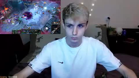 Snapshot of danny_fox888 chatting on 06/21/26, 07:38 Daniel online show from 06/21/26, 07:38