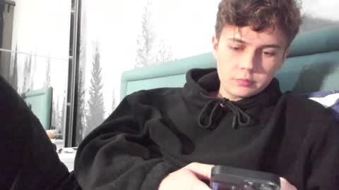Snapshot of danny_love01 chatting on 12/29/24, 03:57 danny online show from 12/29/24, 03:57