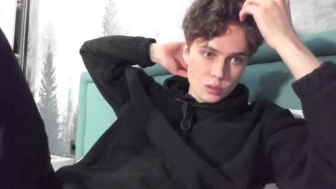 Snapshot of danny_love01 chatting on 01/05/25, 05:41 danny online show from 01/05/25, 05:41