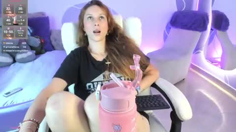 Snapshot of danny_s22 chatting on 03/05/25, 06:23 Danny online show from 03/05/25, 06:23