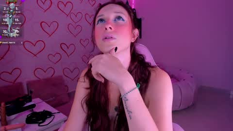 Snapshot of danny_s22 chatting on 10/11/25, 02:37 Danny online show from 10/11/25, 02:37