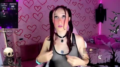 Snapshot of danny_s22 chatting on 10/31/25, 01:34 Danny online show from 10/31/25, 01:34