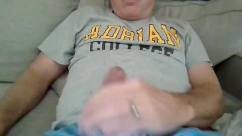 Snapshot of dannyboy621 chatting on 12/19/25, 09:38 dannyboy621 online show from 12/19/25, 09:38