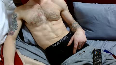 Snapshot of dannygowild chatting on 12/15/24, 04:07 dannygowild online show from 12/15/24, 04:07