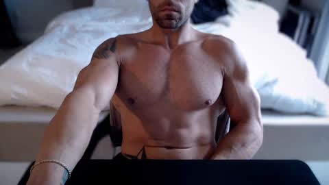 Snapshot of dannyland9 chatting on 10/05/25, 06:50 dannyland9 online show from 10/05/25, 06:50