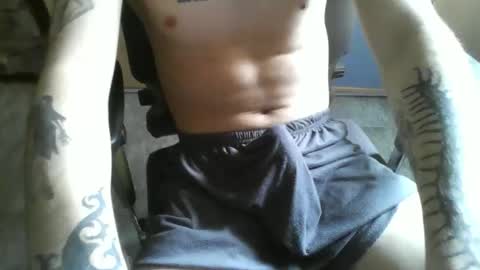 Snapshot of dannylbnz chatting on 09/11/25, 03:01 Danny L. online show from 09/11/25, 03:01