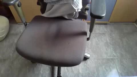 Snapshot of dannylbnz chatting on 12/05/25, 12:14 Danny L. online show from 12/05/25, 12:14