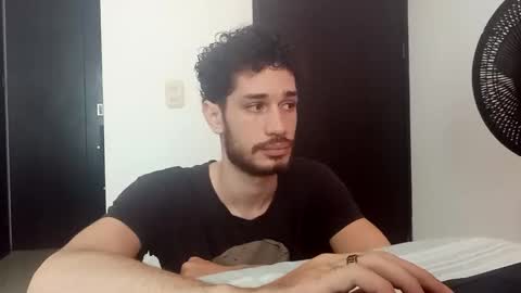 Snapshot of dante_dm chatting on 10/15/25, 02:50 DANTE DI MARCO online show from 10/15/25, 02:50