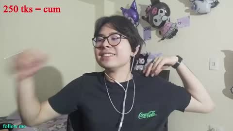Snapshot of dante_gothic chatting on 05/22/26, 01:02 dante_gothic online show from 05/22/26, 01:02