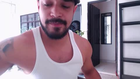 Snapshot of dante_hell1 chatting on 11/25/25, 06:08 Dante Hell online show from 11/25/25, 06:08