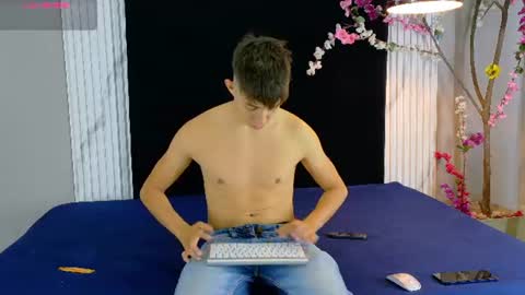 DANTEVIOLETE online show from 07/25/26, 11:19