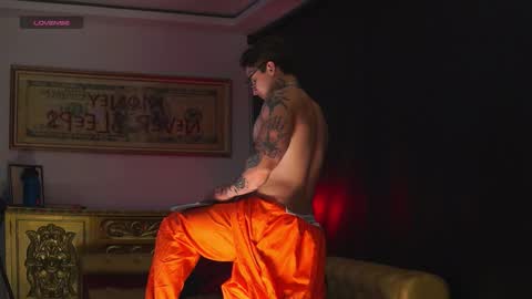 Snapshot of dantecoppolaa chatting on 10/31/25, 11:39 Dante coppola online show from 10/31/25, 11:39