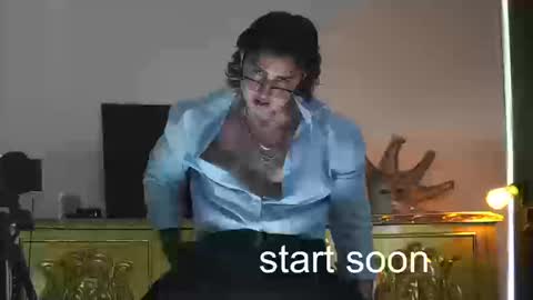 Snapshot of dantecoppolaa chatting on 11/20/25, 12:33 Dante coppola online show from 11/20/25, 12:33