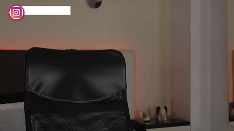 Dante online show from 10/16/25, 08:43