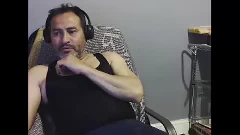 dantehot82 online show from 01/07/25, 11:24