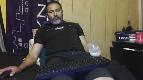 dantehot82 online show from 12/21/25, 03:08