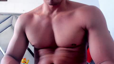 Snapshot of danterouxx chatting on 05/26/26, 05:31 Dante online show from 05/26/26, 05:31