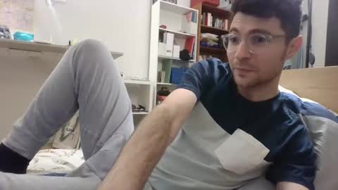 Snapshot of dantheman233 chatting on 12/15/24, 06:15 Daniel online show from 12/15/24, 06:15