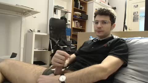 Snapshot of dantheman233 chatting on 01/09/25, 09:59 Daniel online show from 01/09/25, 09:59