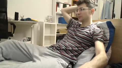 Snapshot of dantheman233 chatting on 01/18/25, 10:28 Daniel online show from 01/18/25, 10:28