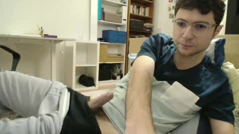 Snapshot of dantheman233 chatting on 02/05/25, 02:16 Daniel online show from 02/05/25, 02:16