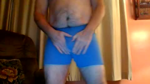 Snapshot of dantibb44 chatting on 10/28/25, 11:36 danny online show from 10/28/25, 11:36