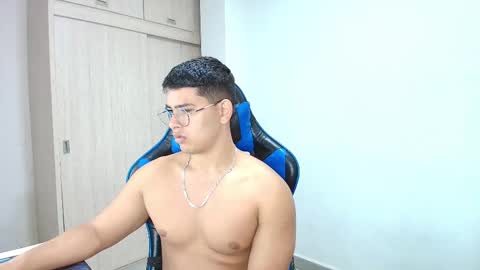 Dantraxx online show from 01/12/25, 01:58