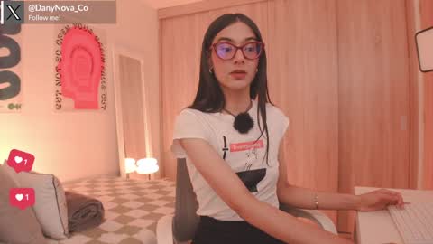 Dany Nova  online show from 04/08/26, 09:15