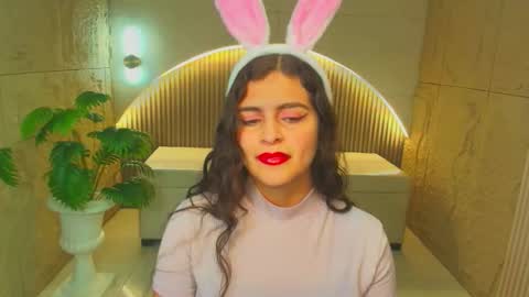 Snapshot of dany_r_ chatting on 12/15/25, 12:53 Dany online show from 12/15/25, 12:53