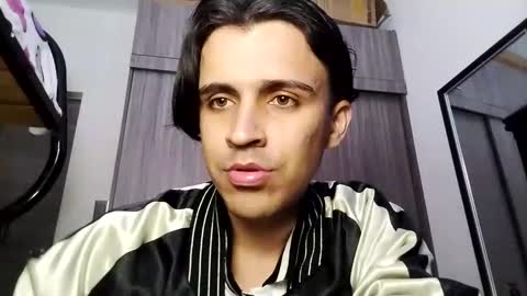 Snapshot of danylano chatting on 10/09/25, 09:46 Daniel online show from 10/09/25, 09:46