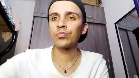 Snapshot of danylano chatting on 10/26/25, 09:10 Daniel online show from 10/26/25, 09:10