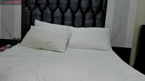 daphaineex online show from 10/11/25, 12:10