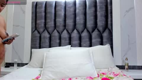 daphaineex online show from 11/10/25, 04:50