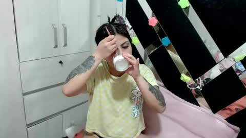 daphne877046 online show from 02/10/26, 01:43