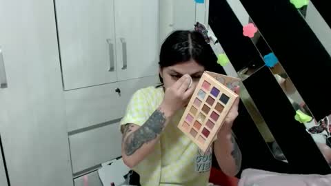 daphne877046 online show from 02/12/26, 08:48