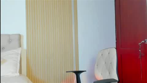 Snapshot of daphne_24 chatting on 06/01/26, 12:18 Antonella Mora online show from 06/01/26, 12:18