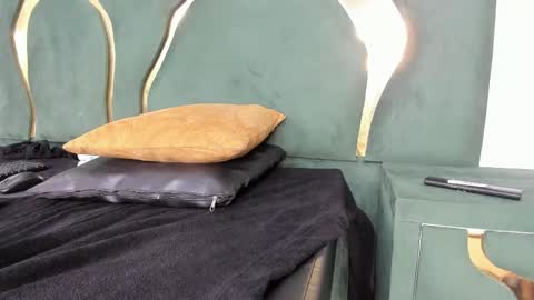 daphne_culeht online show from 05/27/26, 01:57