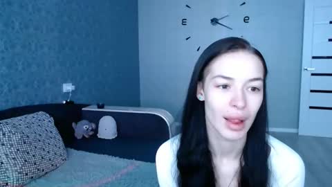 Daphne Darkthorn online show from 11/20/25, 08:36