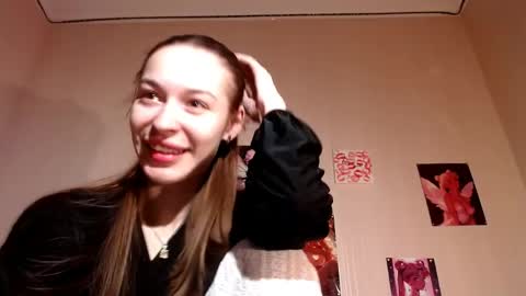 Daphne Darkthorn online show from 04/13/26, 08:03