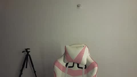 daphne_grayy online show from 03/23/26, 12:09