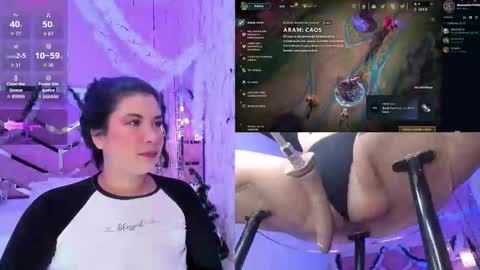 Snapshot of daphnecontry chatting on 12/17/25, 05:24 Daphne online show from 12/17/25, 05:24