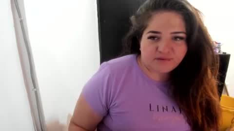 Snapshot of daphnegirlsexxy chatting on 05/18/26, 09:20 daphnegirlsexxy online show from 05/18/26, 09:20